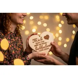 Herzbrett mit Spruch "Mich muss man nicht verstehen – liebhaben reicht schon" | Massives Ahornholz 24x24x1,5cm | Dekofant